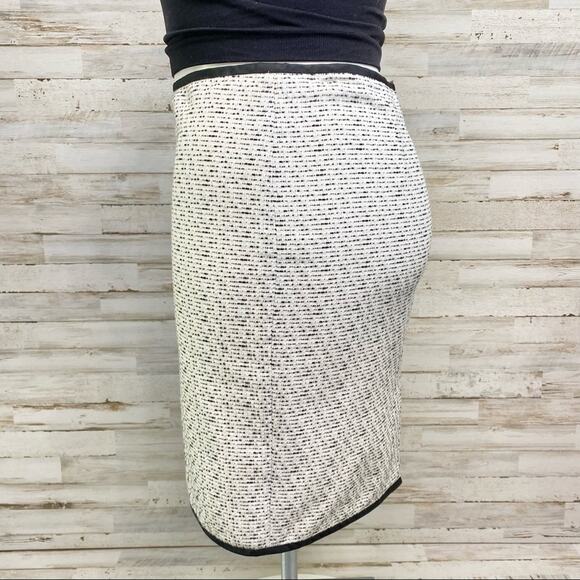 Vera Wang Lavender Label Boucle Tweed Skirt Womens Size 10 Black White Cotton - Picture 4 of 13